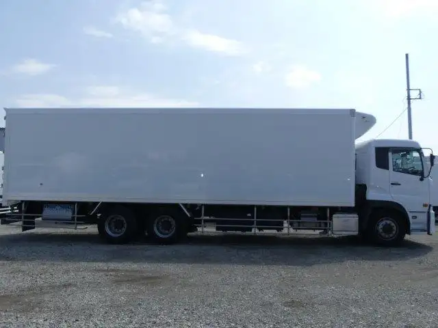 平成27年06月中古大型冷凍バン・ウィング日産UDクオンの画像4