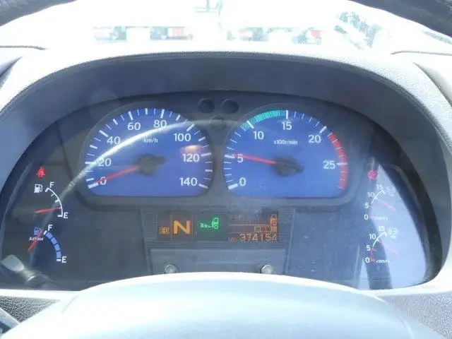 平成27年06月中古大型冷凍バン・ウィング日産UDクオンの画像46