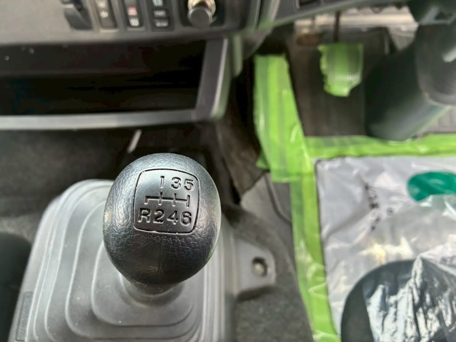 平成24年 日野 増トンミルクタンクローリー タンク容量:8,100L 走行距離:約27万㎞ MT6 シャワーボール付きの画像12