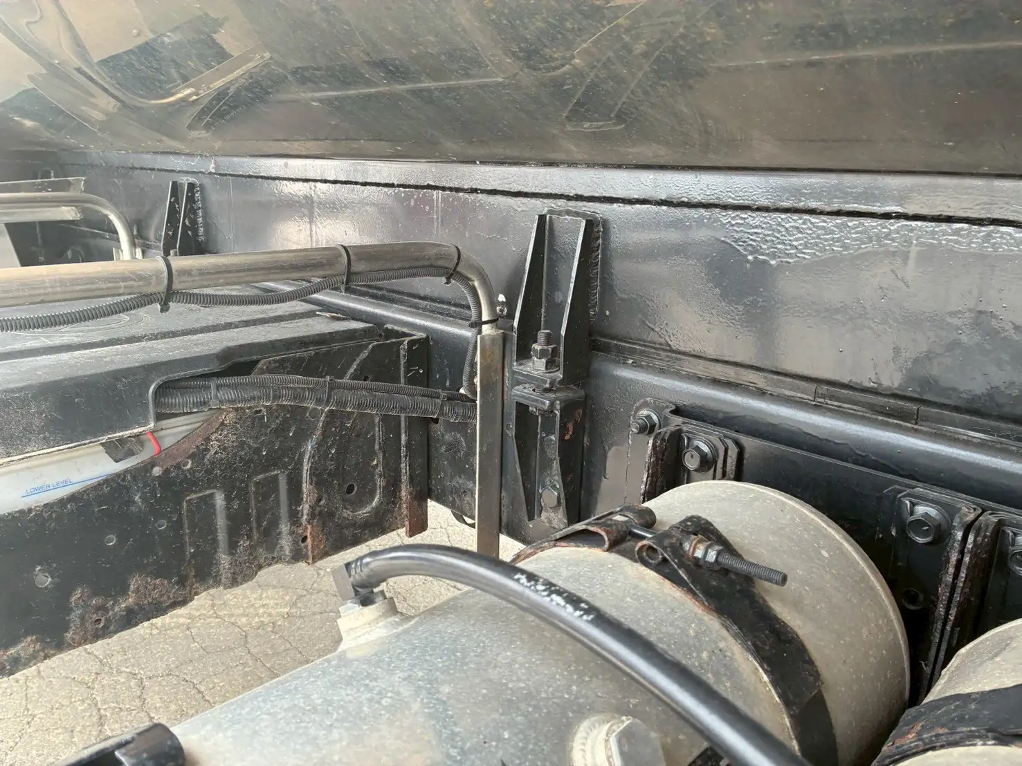 平成24年 日野 増トンミルクタンクローリー タンク容量:8,100L 走行距離:約27万㎞ MT6 シャワーボール付きの画像43