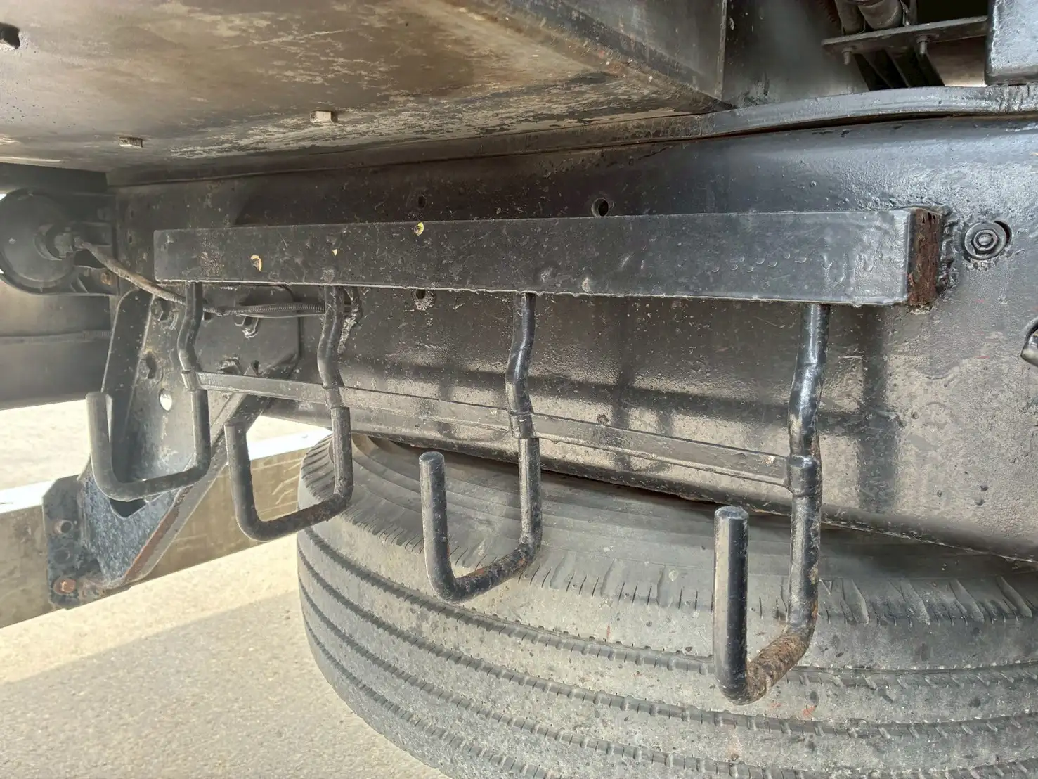 平成24年 日野 増トンミルクタンクローリー タンク容量:8,100L 走行距離:約27万㎞ MT6 シャワーボール付きの画像45