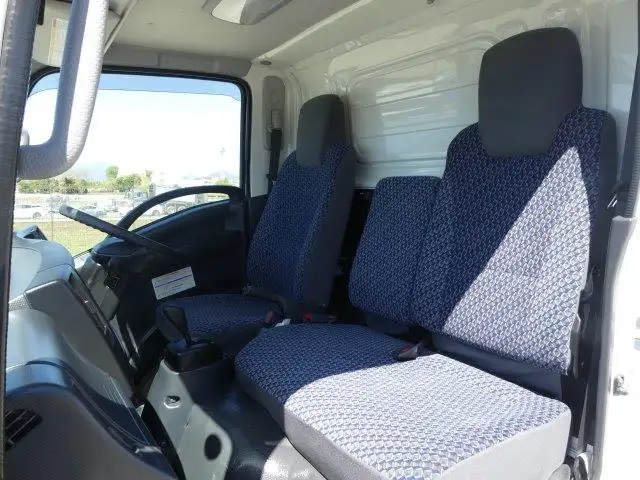 令和05年04月中古小型冷凍バン・ウィングいすゞエルフの画像32