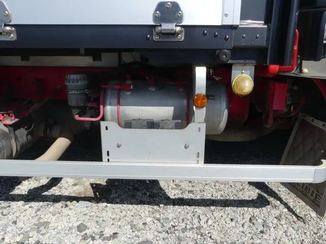 平成25年11月中古小型アルミバン・ウィング三菱ふそうファイターの画像15