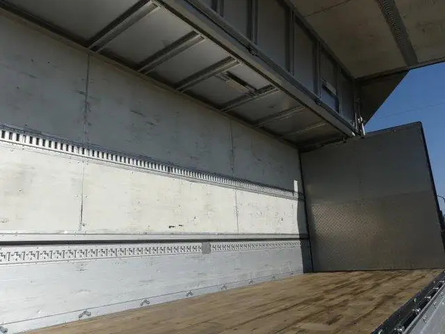 平成25年11月中古小型アルミバン・ウィング三菱ふそうファイターの画像30