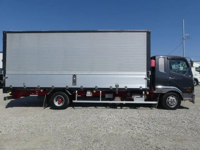 平成25年11月中古小型アルミバン・ウィング三菱ふそうファイターの画像4