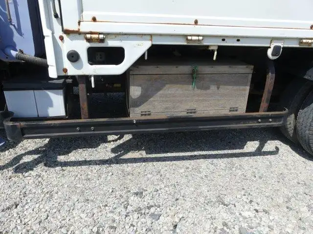 【神奈川県厚木市保管】平成16年　いすゞ　4段クレーン　走行：23,000km　積載：3,000kgの画像11