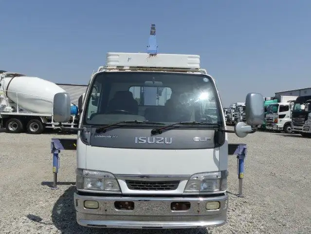 【神奈川県厚木市保管】平成16年　いすゞ　4段クレーン　走行：23,000km　積載：3,000kgの画像23