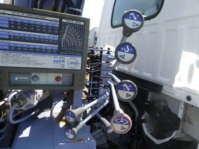 【神奈川県厚木市保管】平成16年　いすゞ　4段クレーン　走行：23,000km　積載：3,000kgの画像26