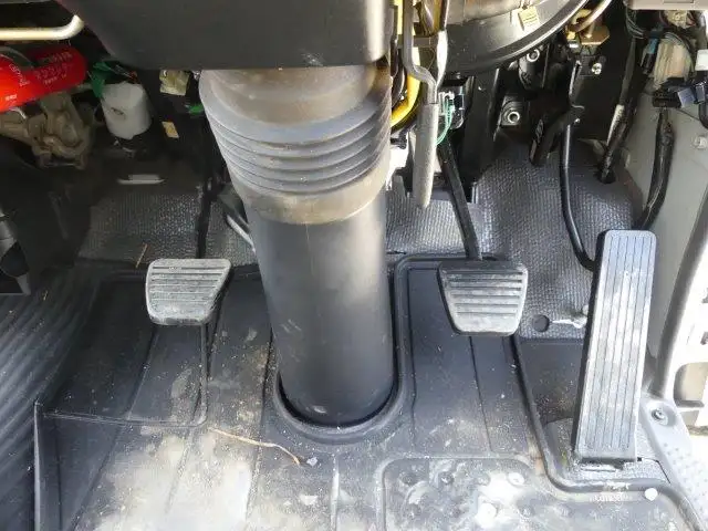 【神奈川県厚木市保管】平成16年　いすゞ　4段クレーン　走行：23,000km　積載：3,000kgの画像41