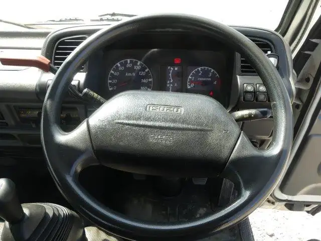 【神奈川県厚木市保管】平成16年　いすゞ　4段クレーン　走行：23,000km　積載：3,000kgの画像42