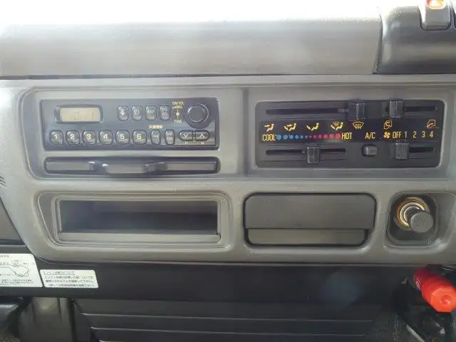 【神奈川県厚木市保管】平成16年　いすゞ　4段クレーン　走行：23,000km　積載：3,000kgの画像45