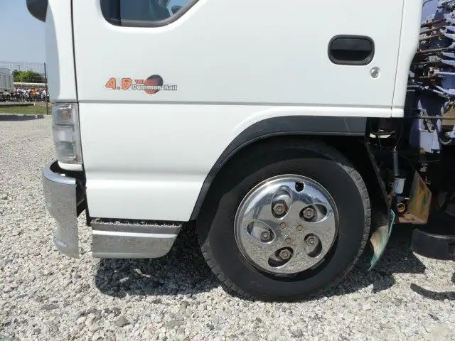 【神奈川県厚木市保管】平成16年　いすゞ　4段クレーン　走行：23,000km　積載：3,000kgの画像9