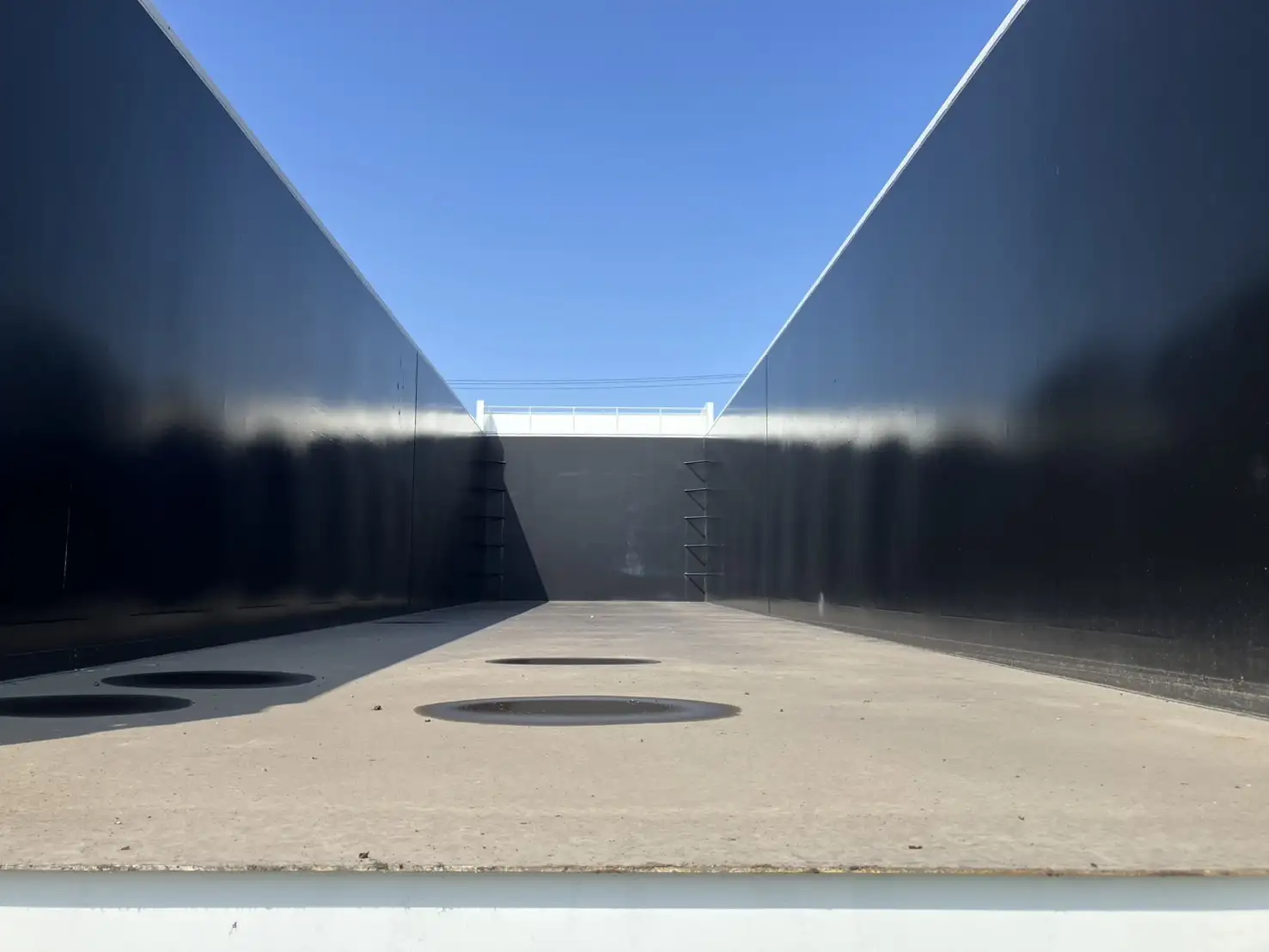 【ラスト1台!】未使用車  令和7年式 トレクス 産廃用ダンプトレーラ 40㎥!!の画像8