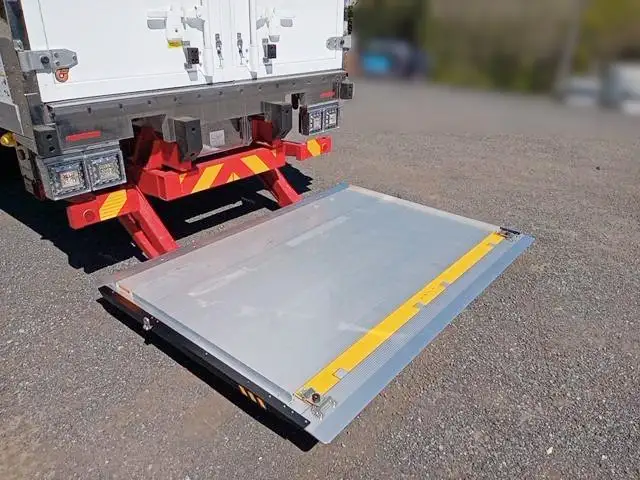 令和06年02月中古増トン冷凍バン・ウィングいすゞフォワードの画像32