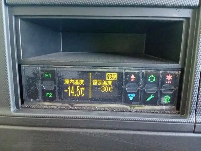 令和06年02月中古増トン冷凍バン・ウィングいすゞフォワードの画像8