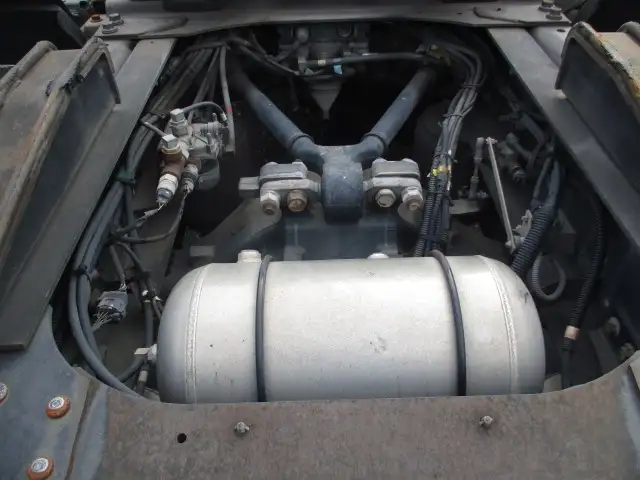 ★車検付R7.10.28★ H26 日野 トラクターヘッド AT 450馬力 ハイルーフ メッキ アルミホイール の画像16