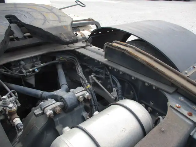 ★車検付R7.10.28★ H26 日野 トラクターヘッド AT 450馬力 ハイルーフ メッキ アルミホイール の画像18