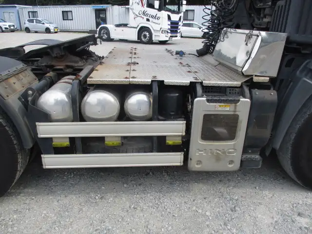 ★車検付R7.10.28★ H26 日野 トラクターヘッド AT 450馬力 ハイルーフ メッキ アルミホイール の画像20