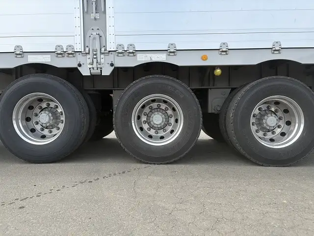 車検:R7.8.21迄 令和4年 東邦 13m3軸ウィングトレーラー リフトアクスル(後軸残し)積載:27,400㎏ 第五輪荷重:11,310㎏以上の画像11