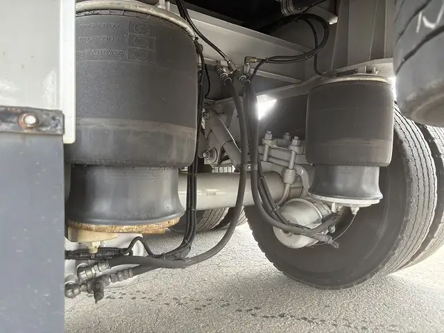 車検:R7.8.21迄 令和4年 東邦 13m3軸ウィングトレーラー リフトアクスル(後軸残し)積載:27,400㎏ 第五輪荷重:11,310㎏以上の画像17