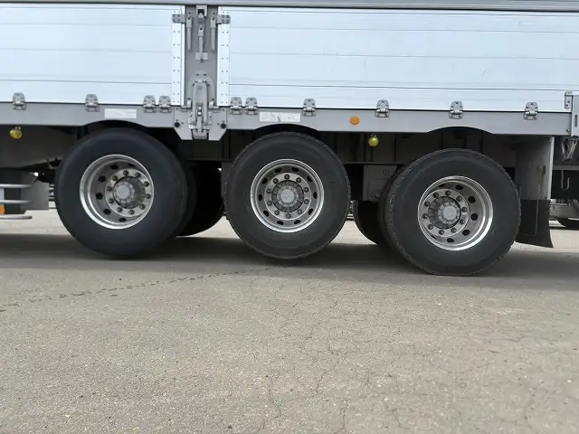車検:R7.8.21迄 令和4年 東邦 13m3軸ウィングトレーラー リフトアクスル(後軸残し)積載:27,400㎏ 第五輪荷重:11,310㎏以上の画像44
