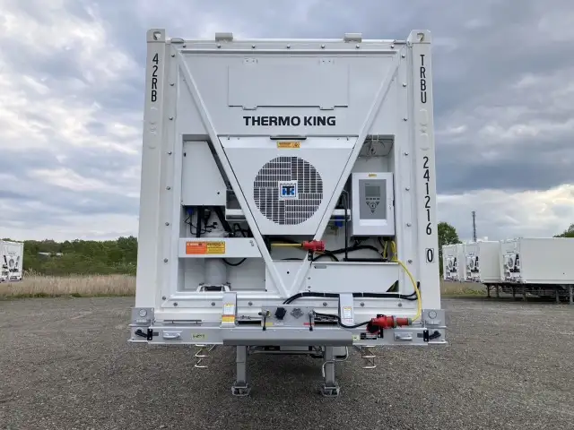 ☆予備検付(R8.7.3)☆ 新品未使用 令和7年 トレクス 40FT3軸冷凍コンテナシャシSET ユニット:MAGNUM PLUS 発電機:SG3000 ジョロダー4列 キーストン 観音SD リフトアクスル(後後軸残し) 積載:30,480㎏ 第五輪:10,830㎏以上の画像2