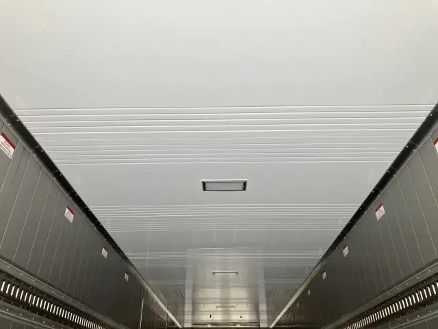 ☆予備検付(R8.7.3)☆ 新品未使用 令和7年 トレクス 40FT3軸冷凍コンテナシャシSET ユニット:MAGNUM PLUS 発電機:SG3000 ジョロダー4列 キーストン 観音SD リフトアクスル(後後軸残し) 積載:30,480㎏ 第五輪:10,830㎏以上の画像15