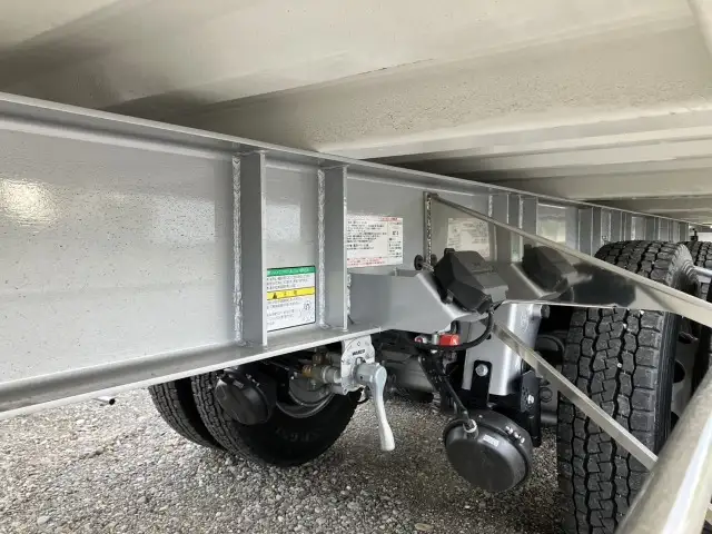 ☆予備検付(R8.7.3)☆ 新品未使用 令和7年 トレクス 40FT3軸冷凍コンテナシャシSET ユニット:MAGNUM PLUS 発電機:SG3000 ジョロダー4列 キーストン 観音SD リフトアクスル(後後軸残し) 積載:30,480㎏ 第五輪:10,830㎏以上の画像23