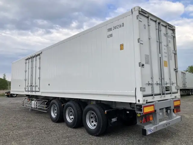 ☆予備検付(R8.7.3)☆ 新品未使用 令和7年 トレクス 40FT3軸冷凍コンテナシャシSET ユニット:MAGNUM PLUS 発電機:SG3000 ジョロダー4列 キーストン 観音SD リフトアクスル(後後軸残し) 積載:30,480㎏ 第五輪:10,830㎏以上の画像7