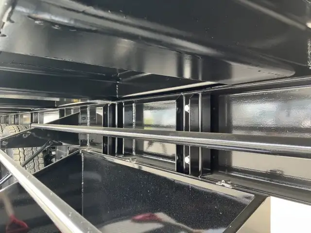 ☆予備検付(R7.7.10)☆ 50立米 未登録 フルハーフ 40FT3軸コンテナシャシ 未使用NEWエコロジーボックス リア片開式Lサイズ 後方水抜き穴 リーフサス の画像33