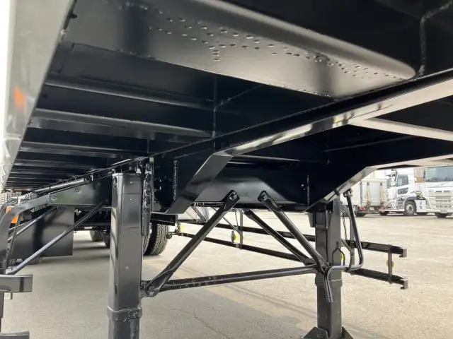 ☆予備検付(R7.7.10)☆ 50立米 未登録 フルハーフ 40FT3軸コンテナシャシ 未使用NEWエコロジーボックス リア片開式Lサイズ 後方水抜き穴 リーフサス の画像35