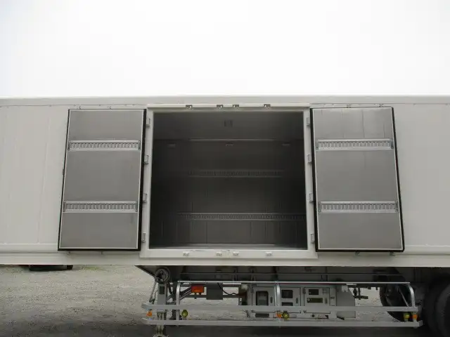 令和04年04月中古その他冷凍トレーラー日本フルハーフフルハーフの画像52