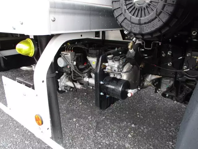 平成30年10月中古中型冷凍バン・ウィング日野レンジャーの画像14