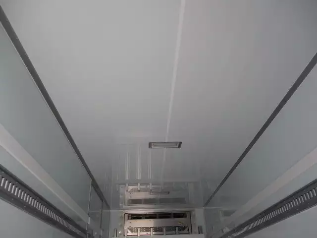 平成30年10月中古中型冷凍バン・ウィング日野レンジャーの画像19