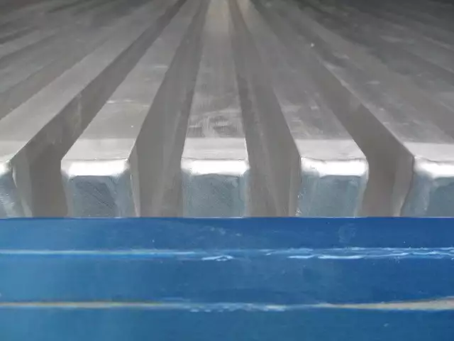 平成30年10月中古中型冷凍バン・ウィング日野レンジャーの画像21