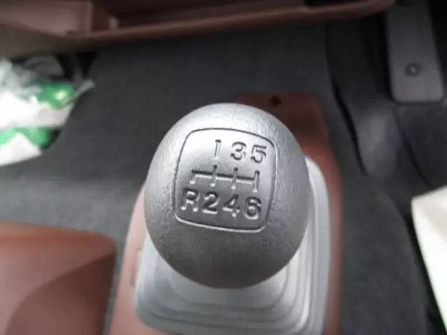 平成30年10月中古中型冷凍バン・ウィング日野レンジャーの画像30