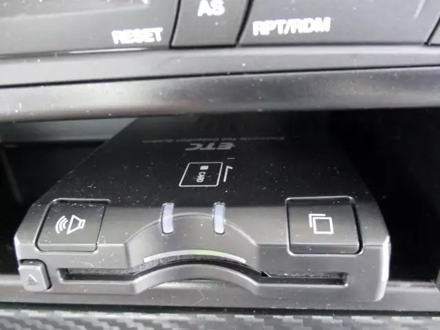 平成30年10月中古中型冷凍バン・ウィング日野レンジャーの画像31