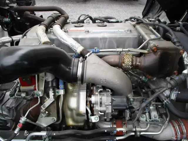 平成30年10月中古中型冷凍バン・ウィング日野レンジャーの画像40