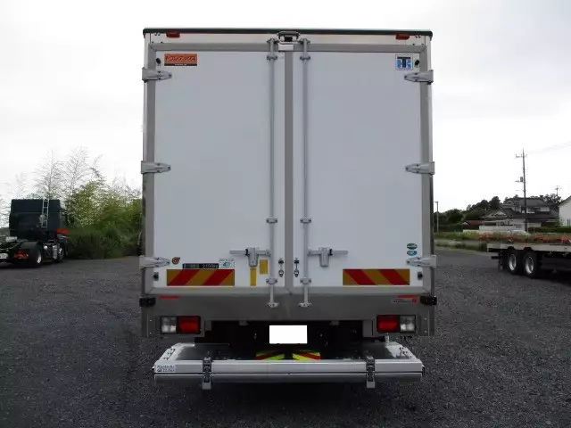 平成30年10月中古中型冷凍バン・ウィング日野レンジャーの画像5