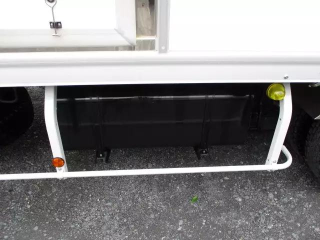 平成30年10月中古中型冷凍バン・ウィング日野レンジャーの画像10