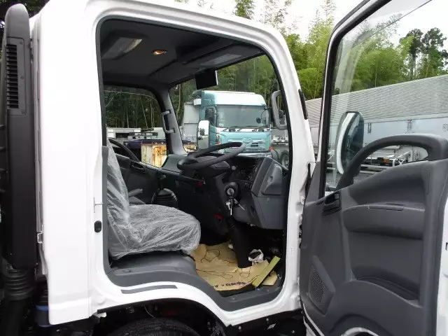 令和01年/平成31年03月中古小型いすゞいすゞの画像32