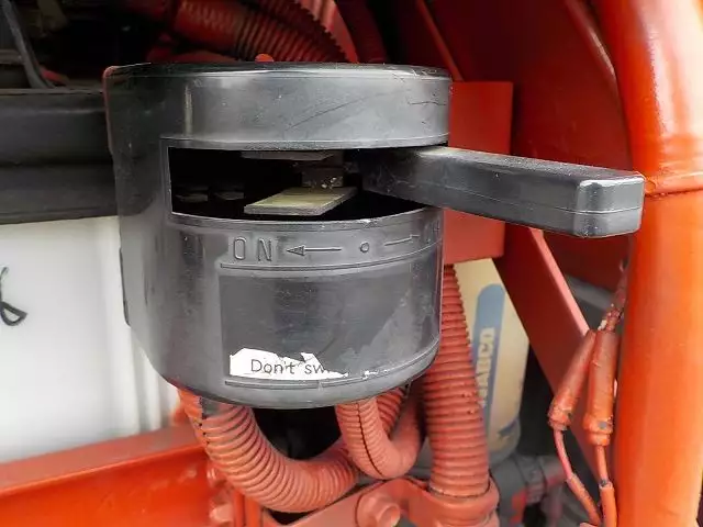 平成16年02月中古大型トラクタヘッドいすゞギガの画像15