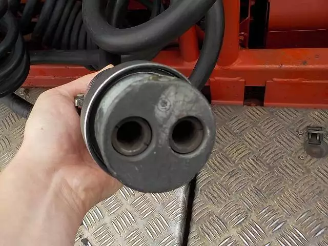 平成16年02月中古大型トラクタヘッドいすゞギガの画像16