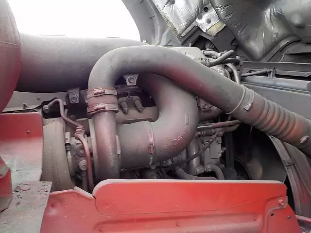 平成16年02月中古大型トラクタヘッドいすゞギガの画像18