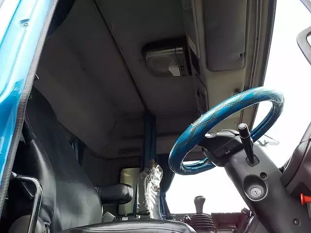 平成16年02月中古大型トラクタヘッドいすゞギガの画像30