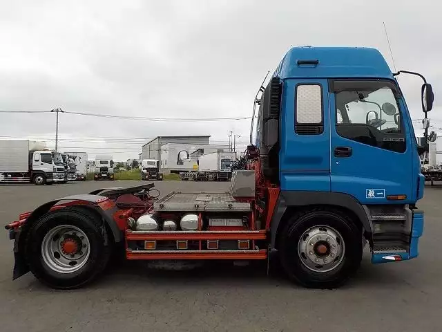 平成16年02月中古大型トラクタヘッドいすゞギガの画像4