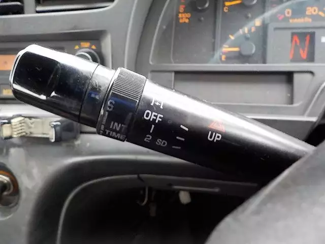 平成16年02月中古大型トラクタヘッドいすゞギガの画像39