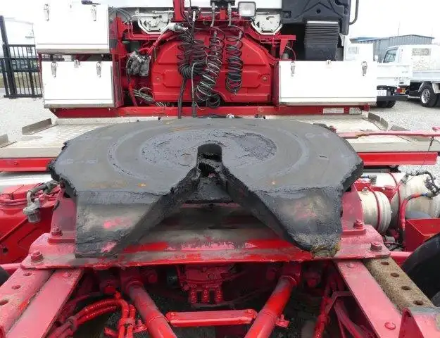 【神奈川県厚木市保管】平成29年 いすゞ トラクタ 走行:571,000km 第五輪荷重:11,500kg 7MTの画像17