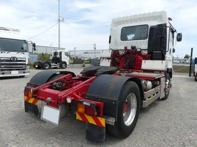 【神奈川県厚木市保管】平成29年 いすゞ トラクタ 走行:571,000km 第五輪荷重:11,500kg 7MTの画像3