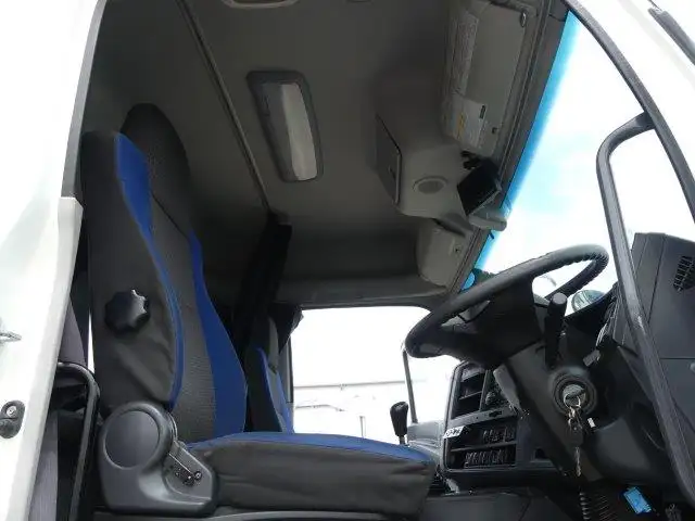 【神奈川県厚木市保管】平成29年 いすゞ トラクタ 走行:571,000km 第五輪荷重:11,500kg 7MTの画像24